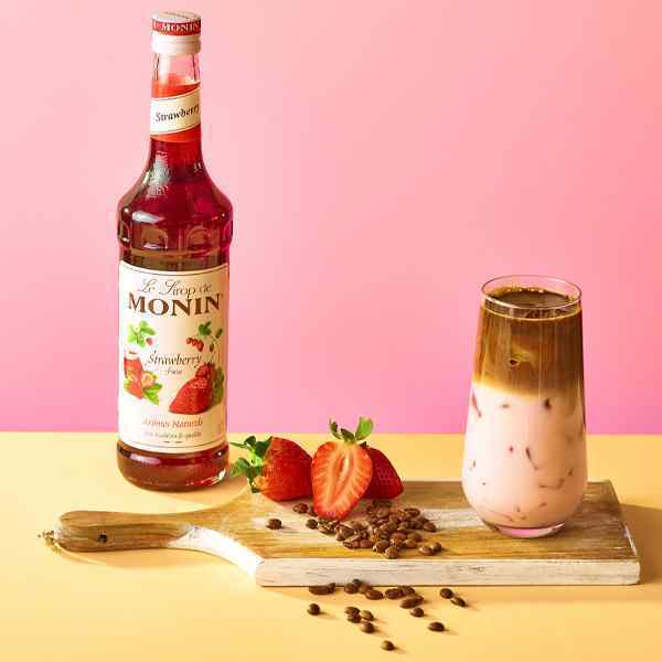 MONIN STRAWBERRY COFFEE SYRUP 1x70cl