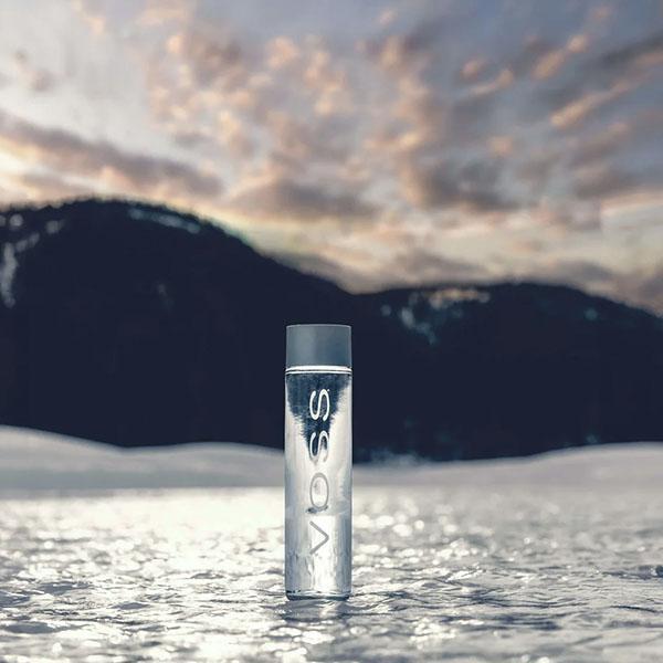 VOSS SPARKLING WATER GLASS BOTTLES 24x375ml